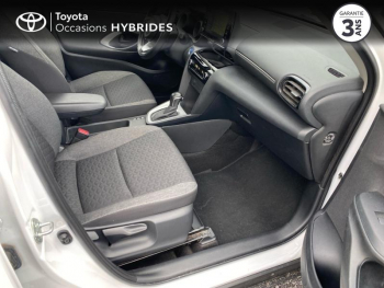 Photo 6 du bon plan TOYOTA Yaris Cross 116h Dynamic Business + Programme Beyond Zero Academy MY22 occasion à 21290 €