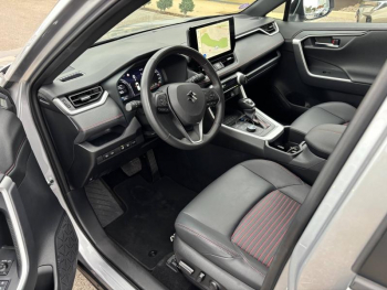 Photo 2 du bon plan SUZUKI Across 2.5 Hybride Rechargeable 306ch Pack 2024 occasion à 36990 €