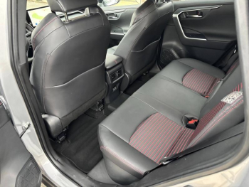 Photo 18 du bon plan SUZUKI Across 2.5 Hybride Rechargeable 306ch Pack 2024 occasion à 36990 €