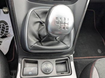 Photo 14 du bon plan FORD Kuga 1.5 Flexifuel-E85 150ch Stop&Start ST-Line 170g 4x2 Euro6.2 occasion à 19290 €