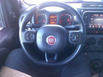 Photo 4 du bon plan FIAT Panda 1.0 70ch BSG S&S Sport occasion à 11591 €