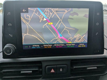 Photo 18 du bon plan CITROEN Berlingo Van VUL M 650kg BlueHDi 100 S&S Club BVM5 occasion à 13460 €