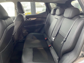 Photo 9 du bon plan NISSAN Qashqai 1.2 DIG-T 115ch Tekna occasion à 13790 €