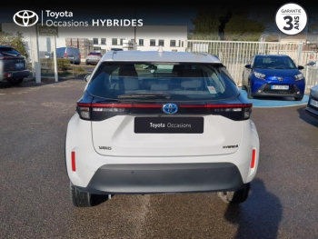 Photo 4 du bon plan TOYOTA Yaris Cross 116h Dynamic Business + Programme Beyond Zero Academy MY21 occasion à 20490 €