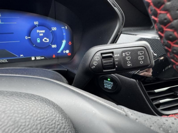 Photo 17 du bon plan FORD Kuga 2.5 Duratec 190ch FHEV E85 ST-Line BVA occasion à 27500 €