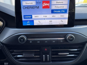 Photo 20 du bon plan FORD Focus 1.0 Flexifuel mHEV 125ch Titanium Style occasion à 17950 €