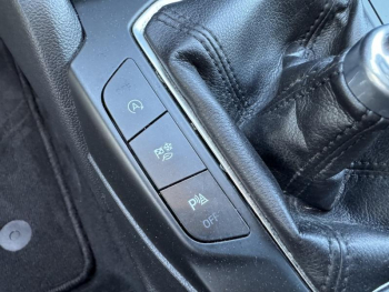 Photo 24 du bon plan FORD Focus 1.0 Flexifuel mHEV 125ch Titanium Style occasion à 17950 €