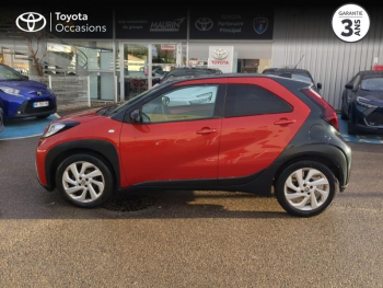 Photo 3 du bon plan TOYOTA Aygo X 1.0 VVT-i 72ch Design occasion à 14290 €