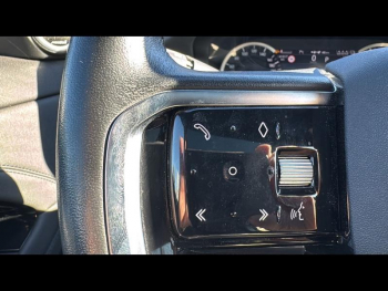 Photo 30 du bon plan LAND-ROVER Evoque 1.5 P300e 309ch R-Dynamic SE AWD BVA Mark III occasion à 44750 €