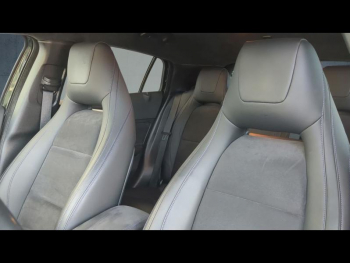 Photo 25 du bon plan INFINITI Q30 1.6t 156ch Sport DCT7 occasion à 15900 €