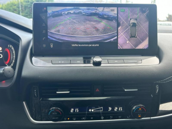 Photo 14 du bon plan NISSAN Qashqai e-POWER 190ch N-Connecta 2022 occasion à 25990 €