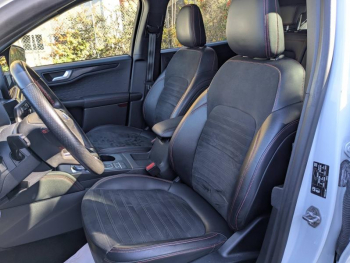 Photo 20 du bon plan FORD Kuga 2.5 Duratec 225ch PHEV ST-Line X BVA occasion à 22990 €