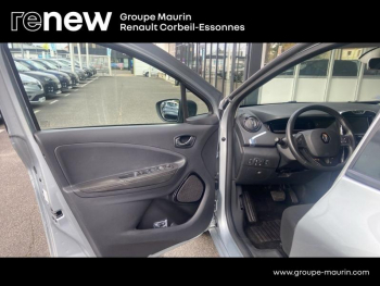 Photo 26 du bon plan RENAULT Zoe Business charge normale R90 MY19 occasion à 6989 €
