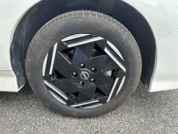 Photo 17 du bon plan NISSAN Leaf 150ch 40kWh Acenta 22 occasion à 14990 €