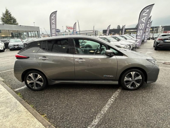 Photo 5 du bon plan NISSAN Leaf 150ch 40kWh Tekna occasion à 13990 €