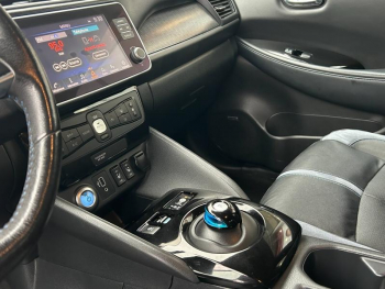 Photo 17 du bon plan NISSAN Leaf 150ch 40kWh Tekna occasion à 13990 €