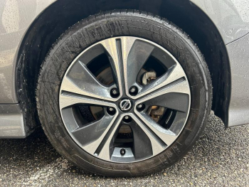 Photo 20 du bon plan NISSAN Leaf 150ch 40kWh Tekna occasion à 13990 €