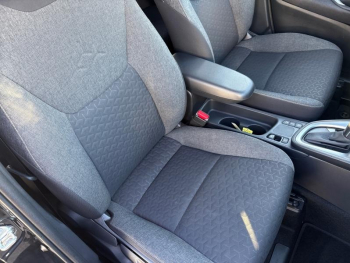 Photo 18 du bon plan TOYOTA Yaris Cross 116h Design MY22 occasion à 22990 €