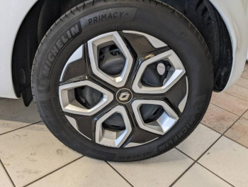 Photo 12 du bon plan RENAULT Twingo E-Tech Electric Equilibre R80 Achat IntÃ©gral occasion à 9990 €