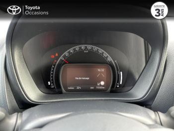 Photo 14 du bon plan TOYOTA Aygo X 1.0 VVT-i 72ch Design occasion à 13970 €