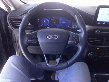 Photo 5 du bon plan FORD Kuga 1.5 EcoBlue 120ch Titanium occasion à 19900 €