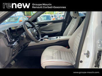 Photo 10 du bon plan RENAULT Espace 1.2 E-Tech full hybrid 200ch Iconic 7 places - 24 occasion à 36289 €