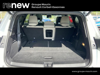 Photo 30 du bon plan RENAULT Espace 1.2 E-Tech full hybrid 200ch Iconic 7 places - 24 occasion à 36289 €