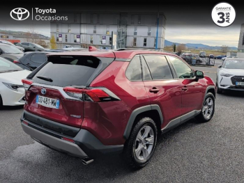 Photo 18 du bon plan TOYOTA RAV4 2.5 Hybride 218ch Dynamic 2WD MY23 occasion à 35990 €