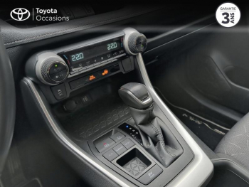 Photo 21 du bon plan TOYOTA RAV4 2.5 Hybride 218ch Dynamic 2WD MY23 occasion à 35990 €