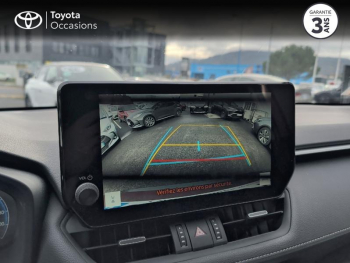Photo 22 du bon plan TOYOTA RAV4 2.5 Hybride 218ch Dynamic 2WD MY23 occasion à 35990 €