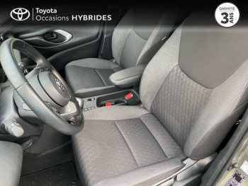 Photo 11 du bon plan TOYOTA Yaris 116h Design 5p MY22 occasion à 21480 €