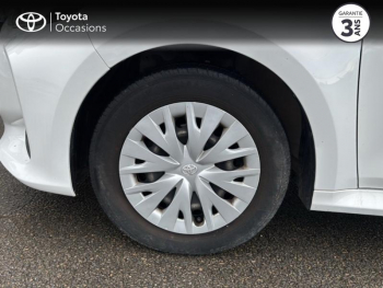 Photo 16 du bon plan TOYOTA Yaris 120 VVT-i Dynamic Business 5p MY21 occasion à 14990 €