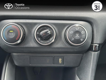 Photo 17 du bon plan TOYOTA Yaris 120 VVT-i Dynamic Business 5p MY21 occasion à 14990 €