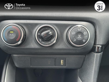 Photo 30 du bon plan TOYOTA Yaris 120 VVT-i Dynamic Business 5p MY21 occasion à 14990 €