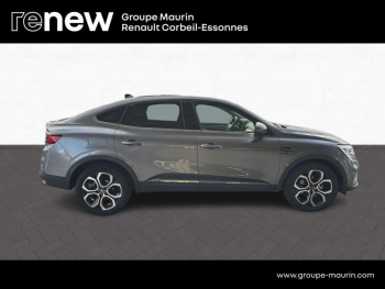 Photo 6 du bon plan RENAULT Arkana 1.6 E-Tech hybride 145ch Techno -22 occasion à 18489 €