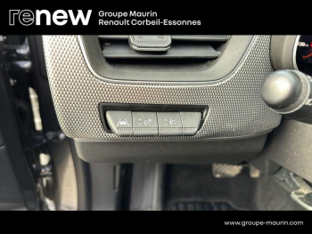 Photo 21 du bon plan RENAULT Arkana 1.6 E-Tech hybride 145ch Techno -22 occasion à 18489 €