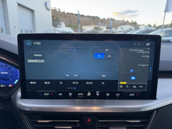 Photo 17 du bon plan FORD Focus SW 1.0 Flexifuel mHEV 125ch Titanium X Business Powershift occasion à 23390 €