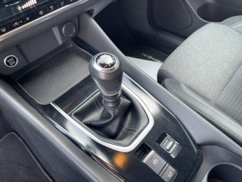 Photo 13 du bon plan NISSAN Qashqai 1.3 Mild Hybrid 140ch N-Connecta occasion à 19990 €