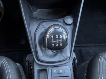 Photo 23 du bon plan FORD Fiesta 1.1 75ch Cool & Connect 5p occasion à 12950 €