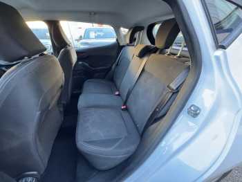 Photo 26 du bon plan FORD Fiesta 1.1 75ch Cool & Connect 5p occasion à 12950 €