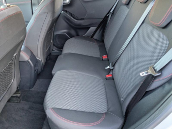 Photo 10 du bon plan FORD Puma 1.0 EcoBoost 125ch mHEV ST-Line occasion à 16990 €