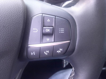 Photo 13 du bon plan FORD Puma 1.0 Flexifuel 125ch S&S mHEV Titanium occasion à 17900 €