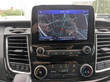 Photo 19 du bon plan FORD Transit CustomNugget 340 L2H1 2.0 EcoBlue 150ch Active BVA6 occasion à 60990 €