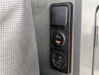 Photo 34 du bon plan FORD Transit CustomNugget 340 L2H1 2.0 EcoBlue 150ch Active BVA6 occasion à 60990 €