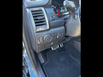 Photo 13 du bon plan FORD Ranger VUL 2.0 TDCi 213ch Double Cabine Raptor Special Edition BVA10 occasion à 49950 €
