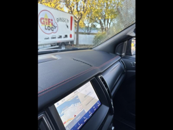 Photo 23 du bon plan FORD Ranger VUL 2.0 TDCi 213ch Double Cabine Raptor Special Edition BVA10 occasion à 49950 €