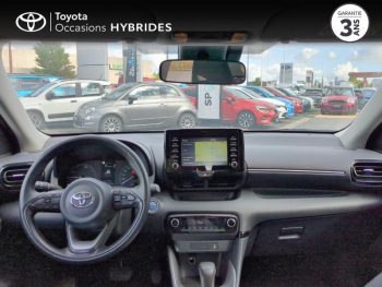 Photo 8 du bon plan TOYOTA Yaris 116h Dynamic Business 5p + Programme Beyond Zero Academy MY22 occasion à 20490 €