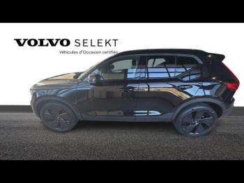 Photo 2 du bon plan VOLVO XC40 B3 163ch Black Edition DCT 7 occasion à 44500 €