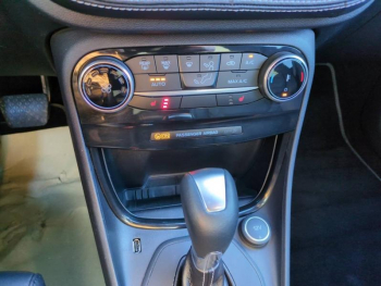 Photo 10 du bon plan FORD Puma 1.0 EcoBoost 125ch mHEV ST-Line Vignale 6cv occasion à 19900 €