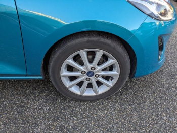 Photo 5 du bon plan FORD Fiesta 1.0 EcoBoost 100ch Stop&Start Titanium 5p occasion à 9990 €